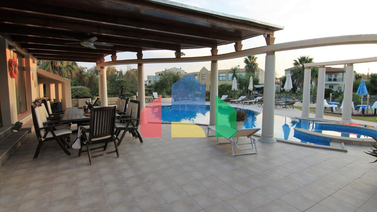 Продажа - Вилла 343 m² на о. Корфу