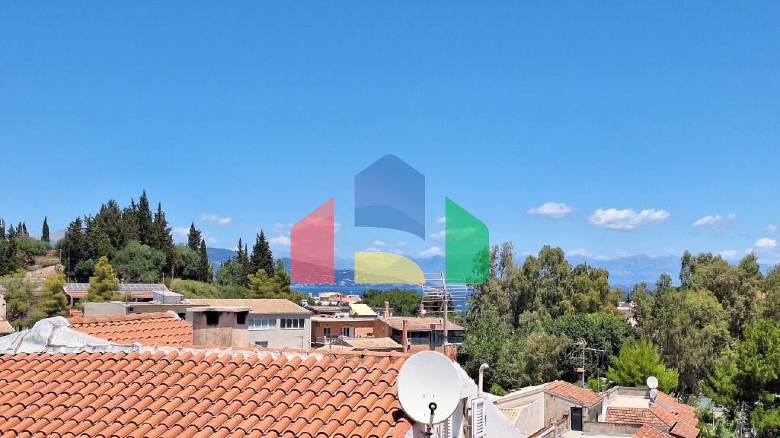 Продажа - Квартира 100 m² на о. Корфу