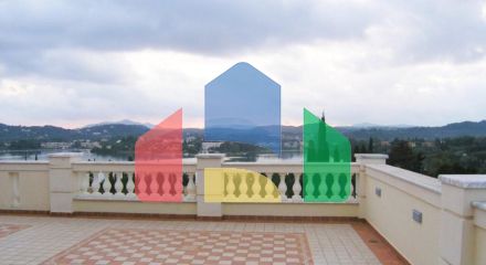 Продажа - Вилла 430 m² на о. Корфу