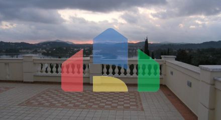 Продажа - Вилла 430 m² на о. Корфу