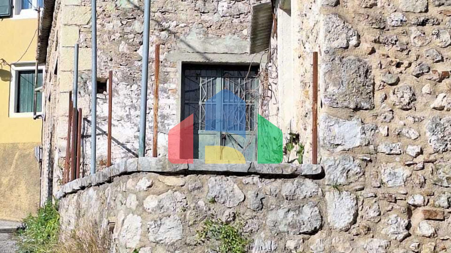 Продажа - Коттедж 101 m² на о. Корфу