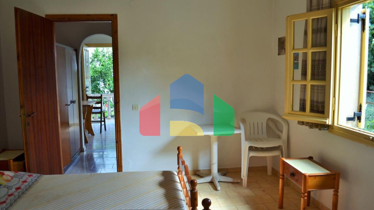 Продаж - Котедж 197 m² на о. Корфу