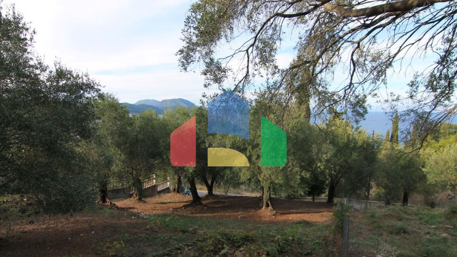 Продажа - Земельный участок 2306 m² на о. Корфу