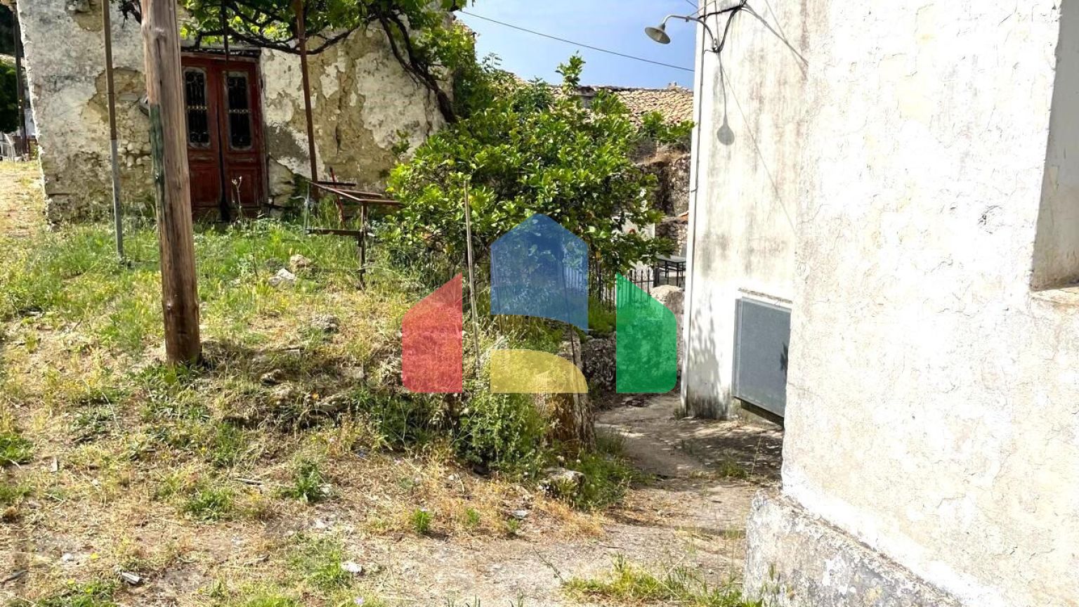 Продажа - Таунхаус 135 m² на о. Корфу