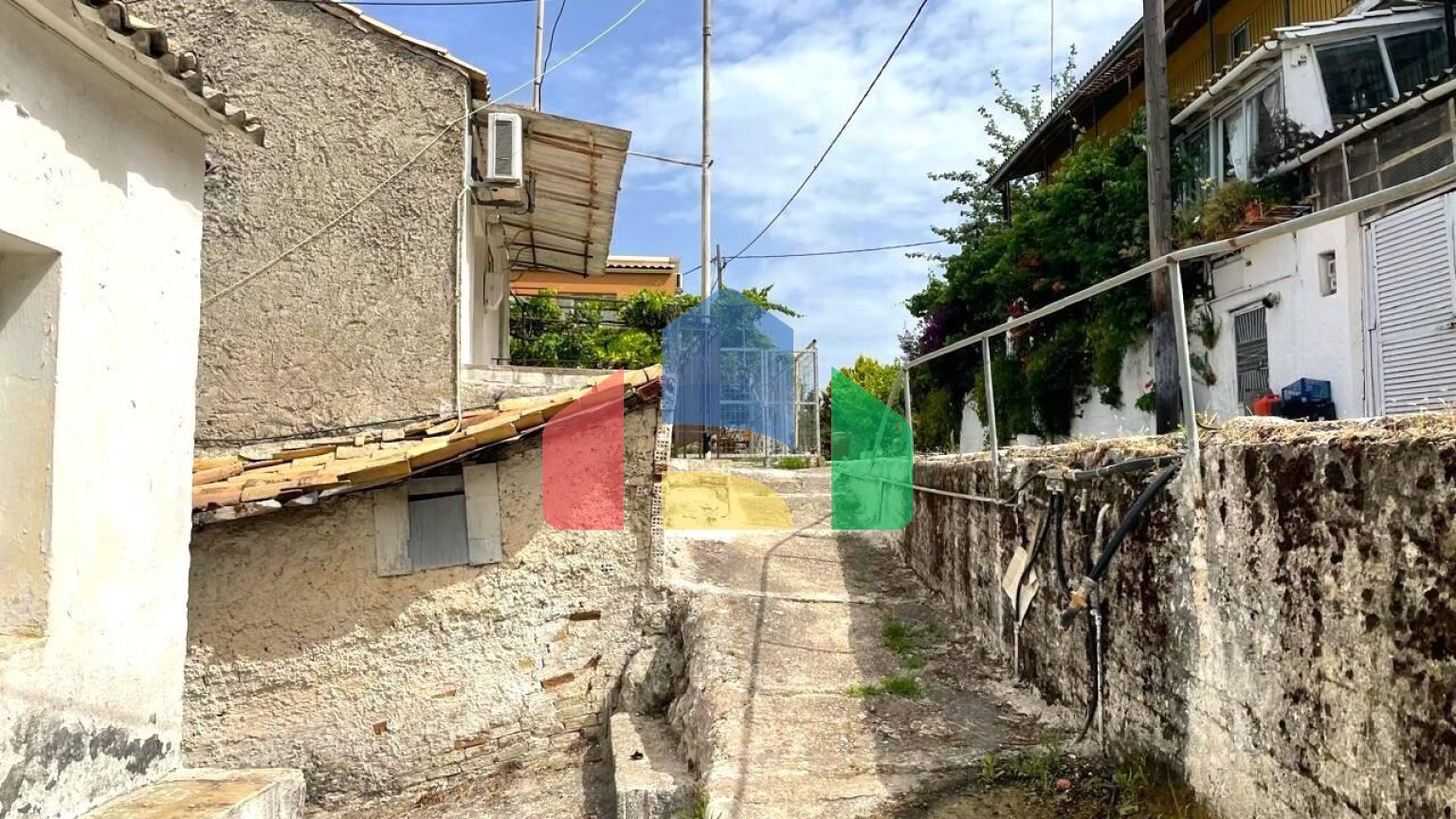 Продажа - Таунхаус 135 m² на о. Корфу