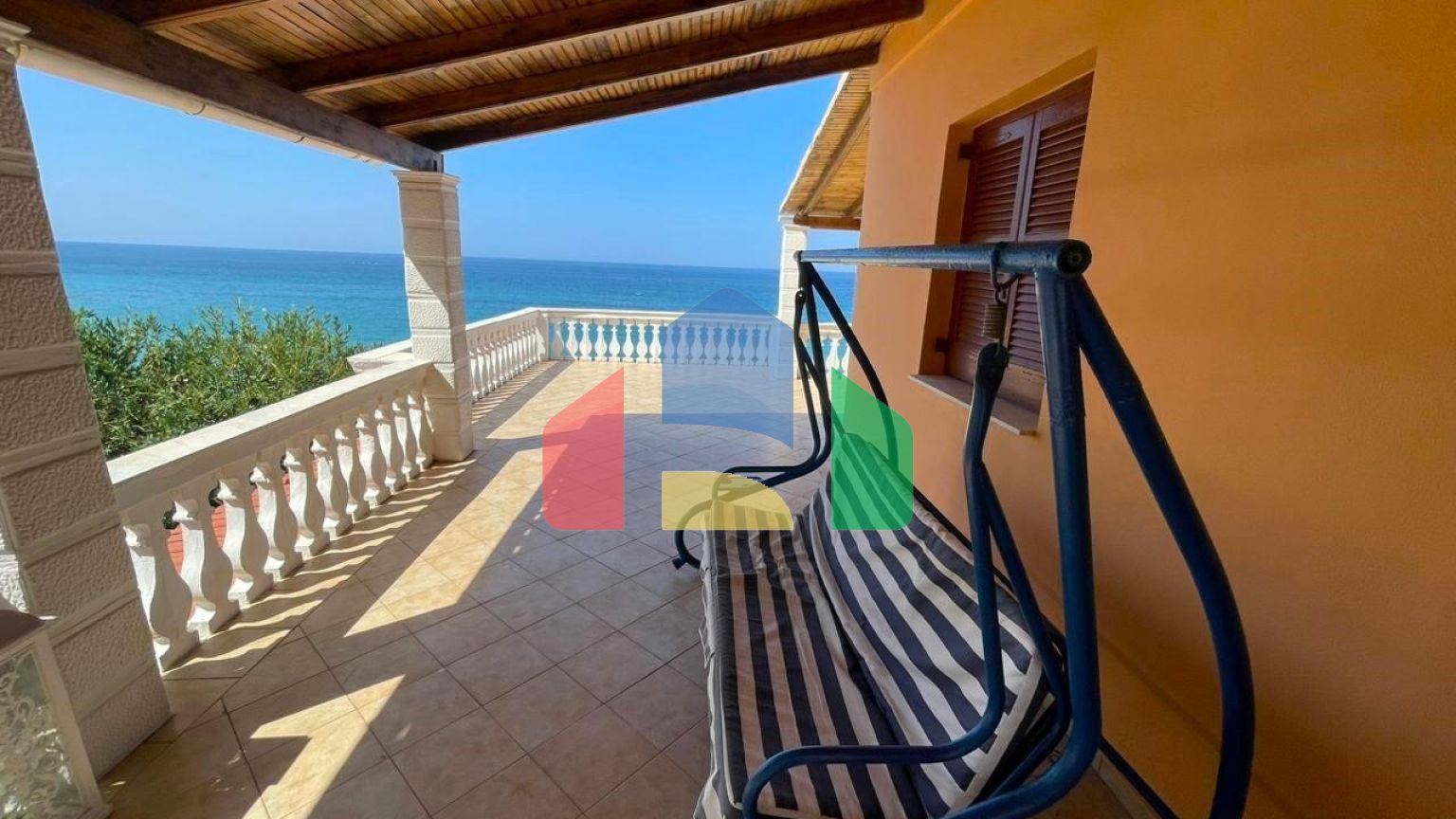 Продажа - Вилла 265 m² на о. Корфу