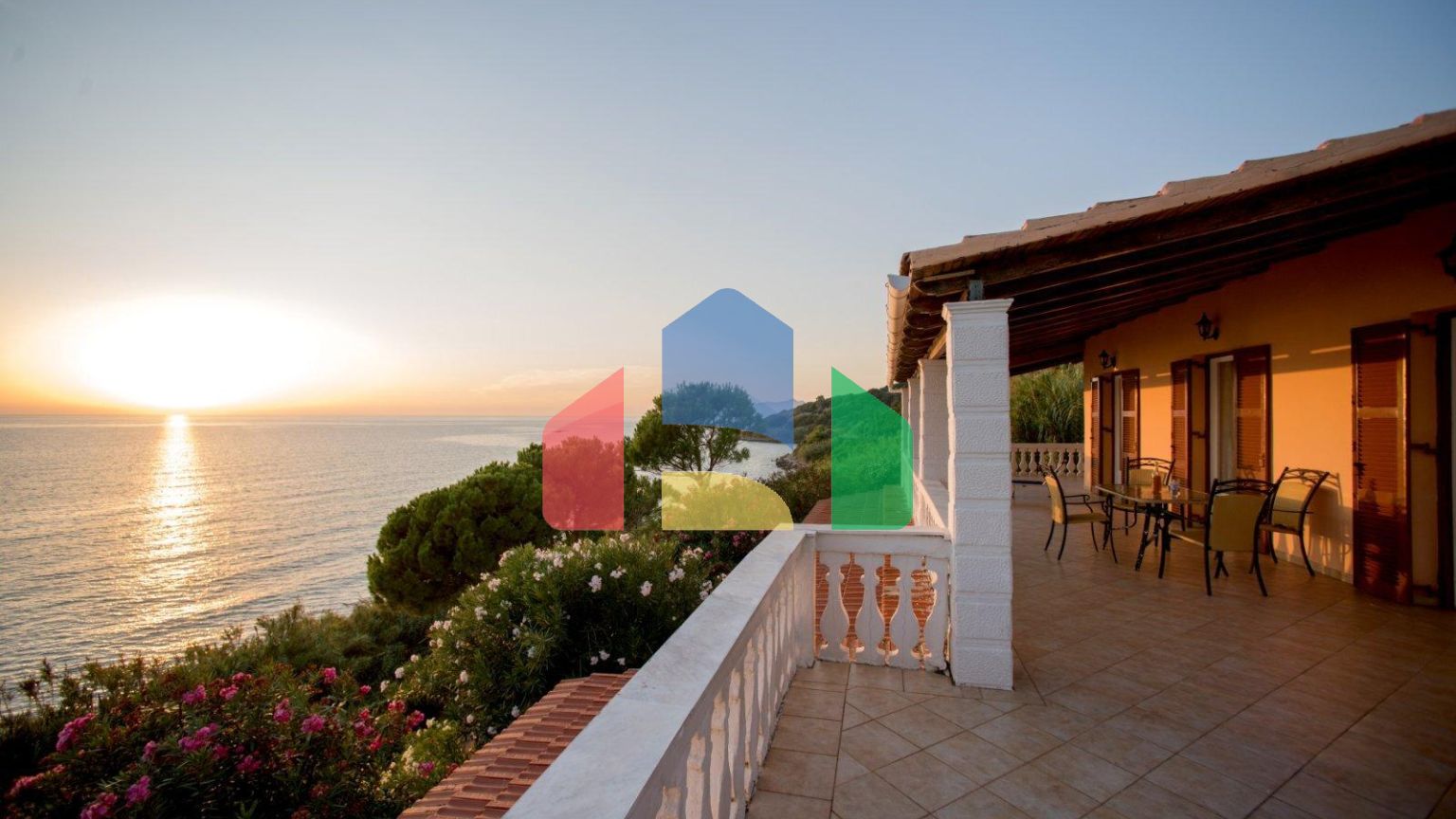 Продажа - Вилла 265 m² на о. Корфу