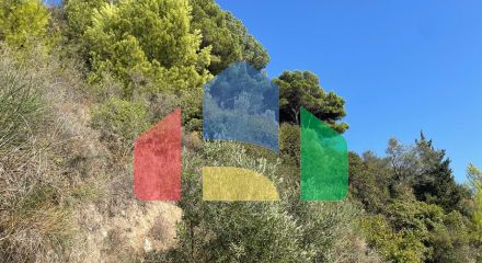 Продаж - Земельна ділянка 2603 m² на о. Корфу