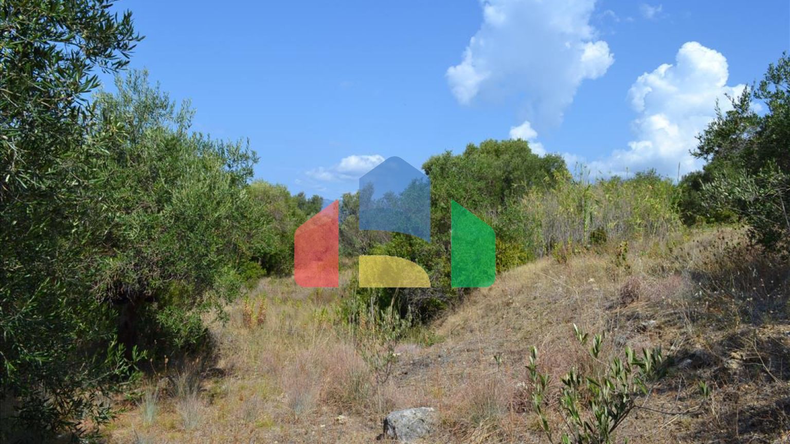 Продаж - Земельна ділянка 9150 m² на о. Корфу