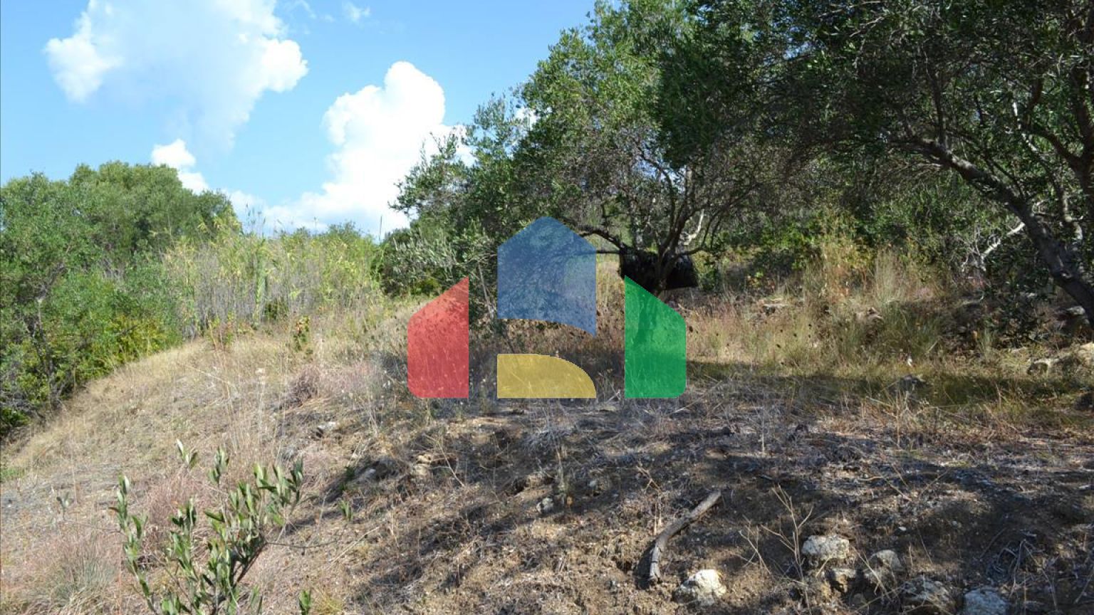 Продаж - Земельна ділянка 9150 m² на о. Корфу