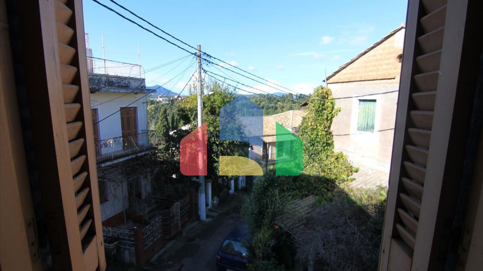 Продаж - Котедж 80 m² на о. Корфу