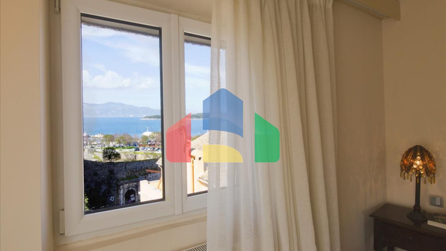 Продажа - Двухуровневая квартира 230 m² на о. Корфу