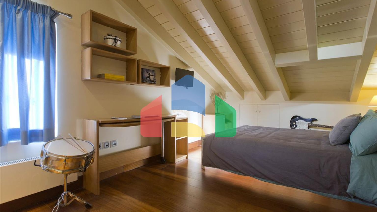 Продажа - Двухуровневая квартира 230 m² на о. Корфу