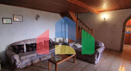 Продаж - Котедж 130 m² на о. Корфу