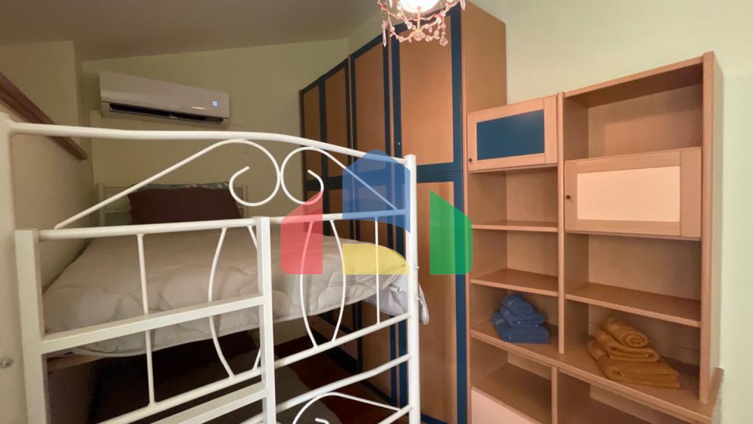 Продажа - Коттедж 145 m² на о. Корфу