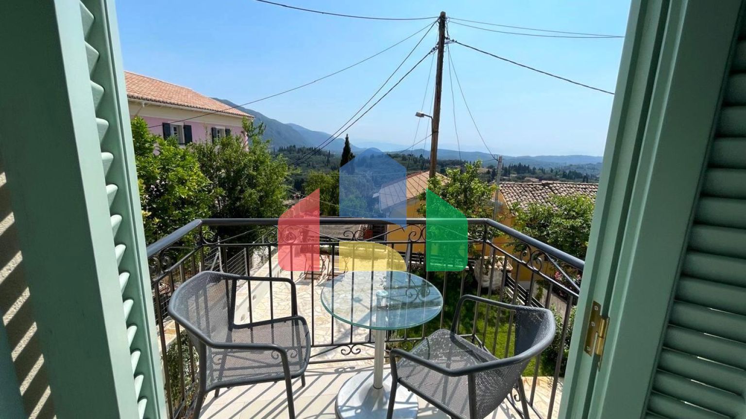 Продаж - Таунхаус 70 m² на о. Корфу