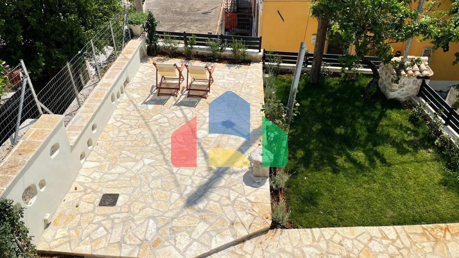 Продаж - Таунхаус 70 m² на о. Корфу