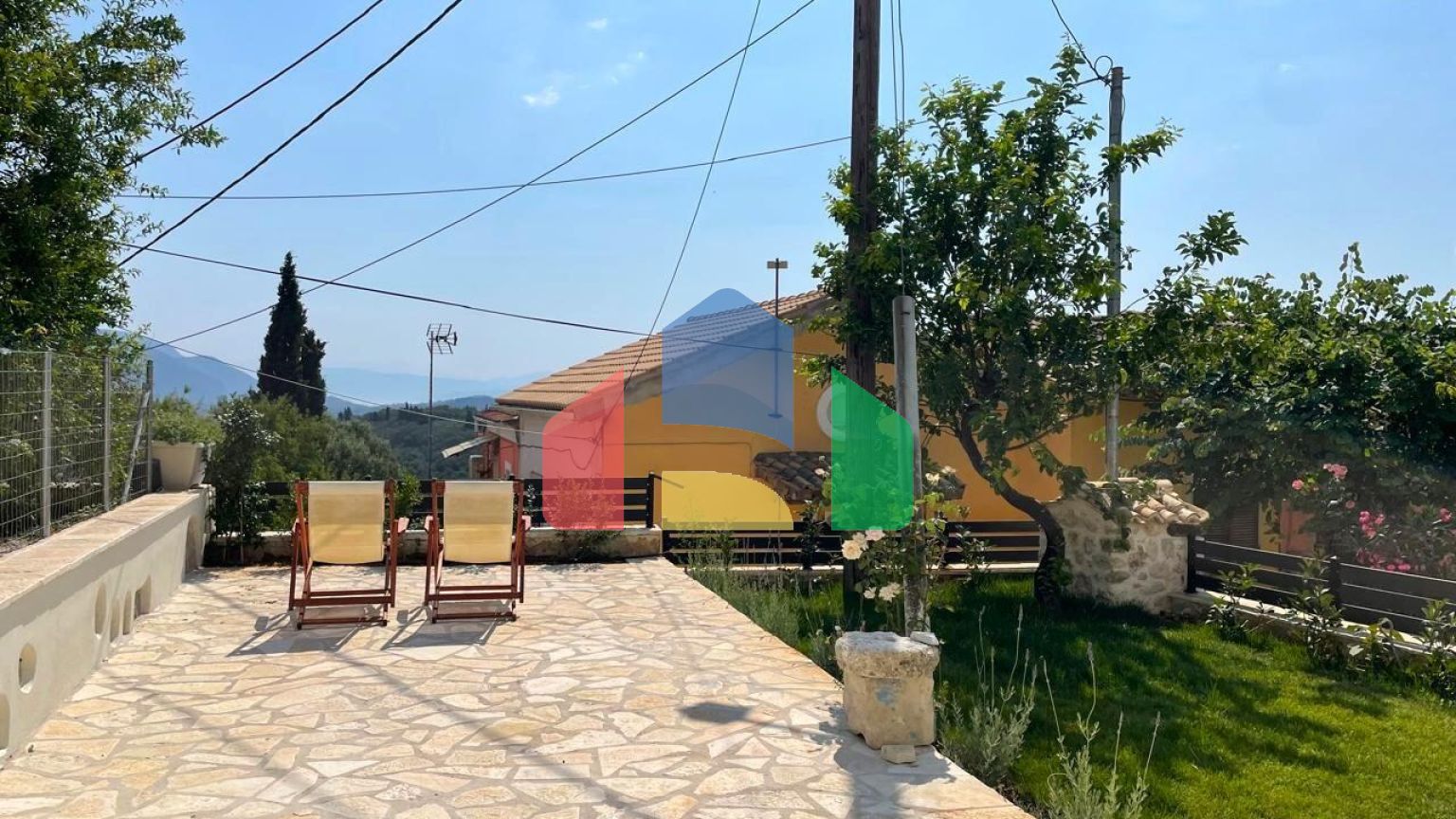 Продаж - Таунхаус 70 m² на о. Корфу