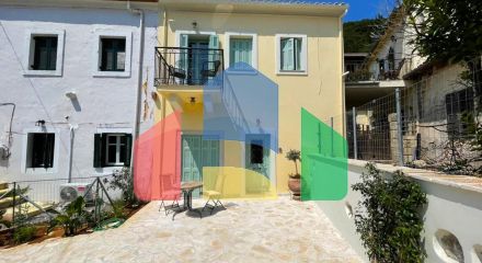 Продаж - Таунхаус 70 m² на о. Корфу