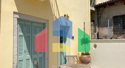 Продаж - Таунхаус 70 m² на о. Корфу