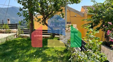 Продаж - Таунхаус 70 m² на о. Корфу