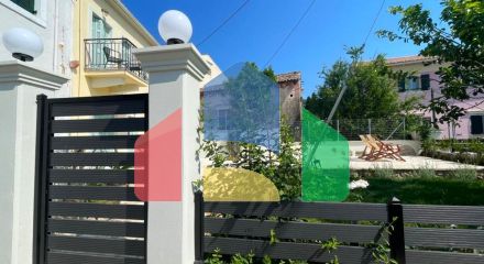 Продаж - Таунхаус 70 m² на о. Корфу