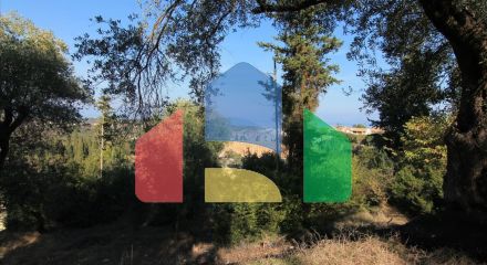 Продажа - Земельный участок 4576 m² на о. Корфу