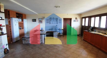 Продажа - Вилла 300 m² на о. Корфу