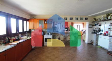 Продажа - Вилла 300 m² на о. Корфу