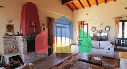 Продаж - Вілла 300 m² на о. Корфу