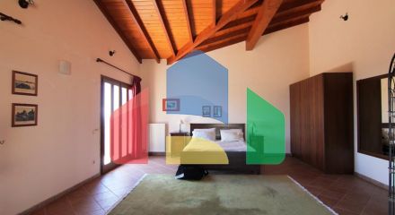 Продаж - Вілла 300 m² на о. Корфу