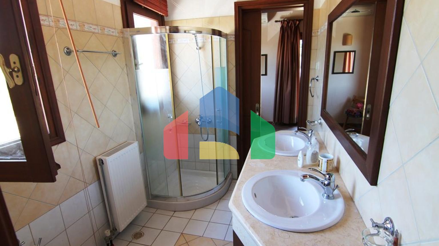 Продаж - Вілла 300 m² на о. Корфу