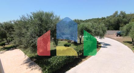 Продаж - Вілла 300 m² на о. Корфу