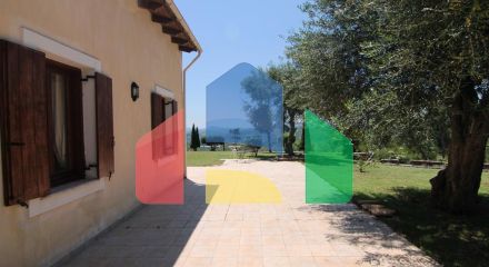 Продаж - Вілла 300 m² на о. Корфу