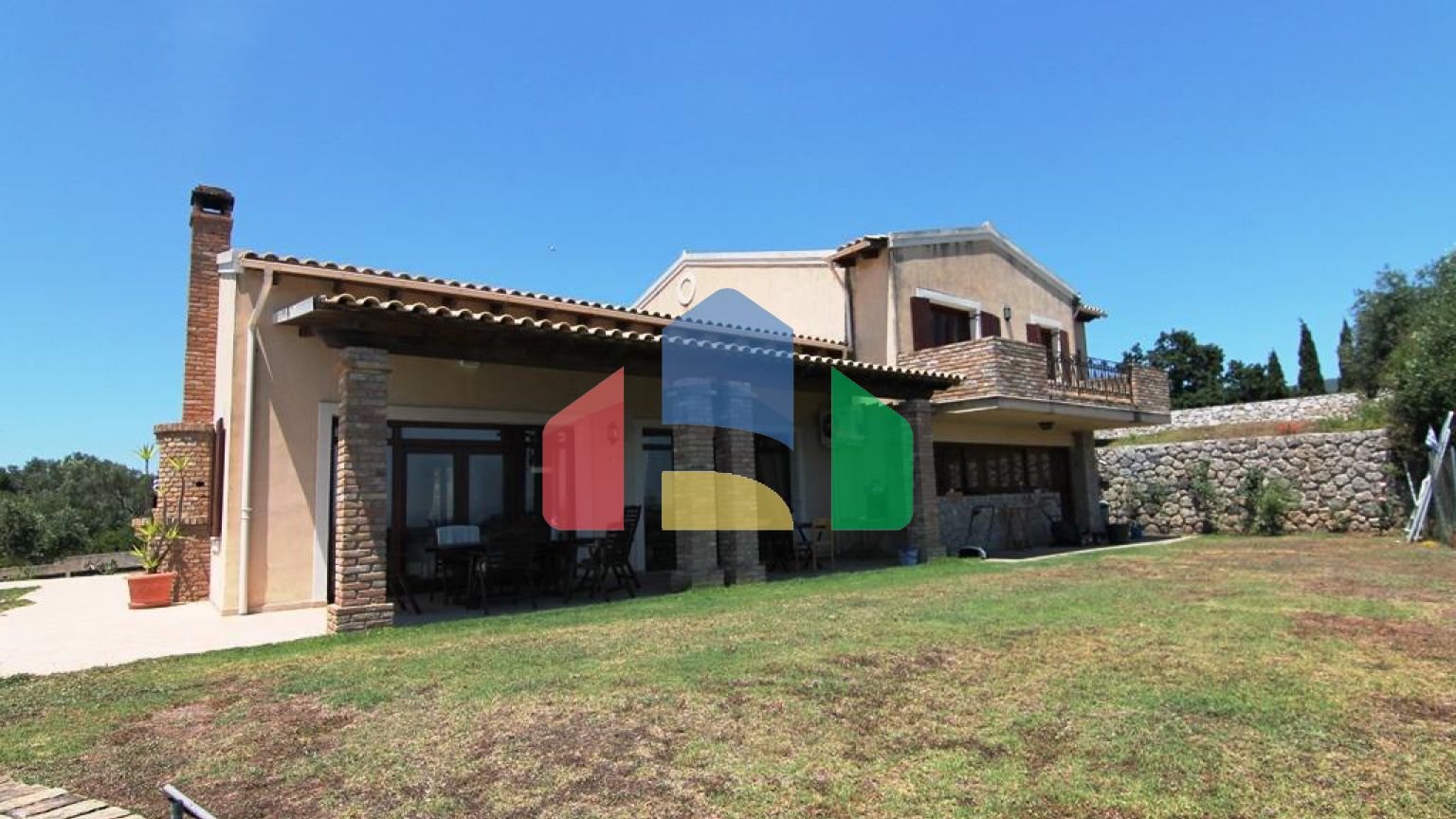 Продаж - Вілла 300 m² на о. Корфу