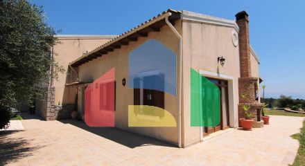 Продаж - Вілла 300 m² на о. Корфу