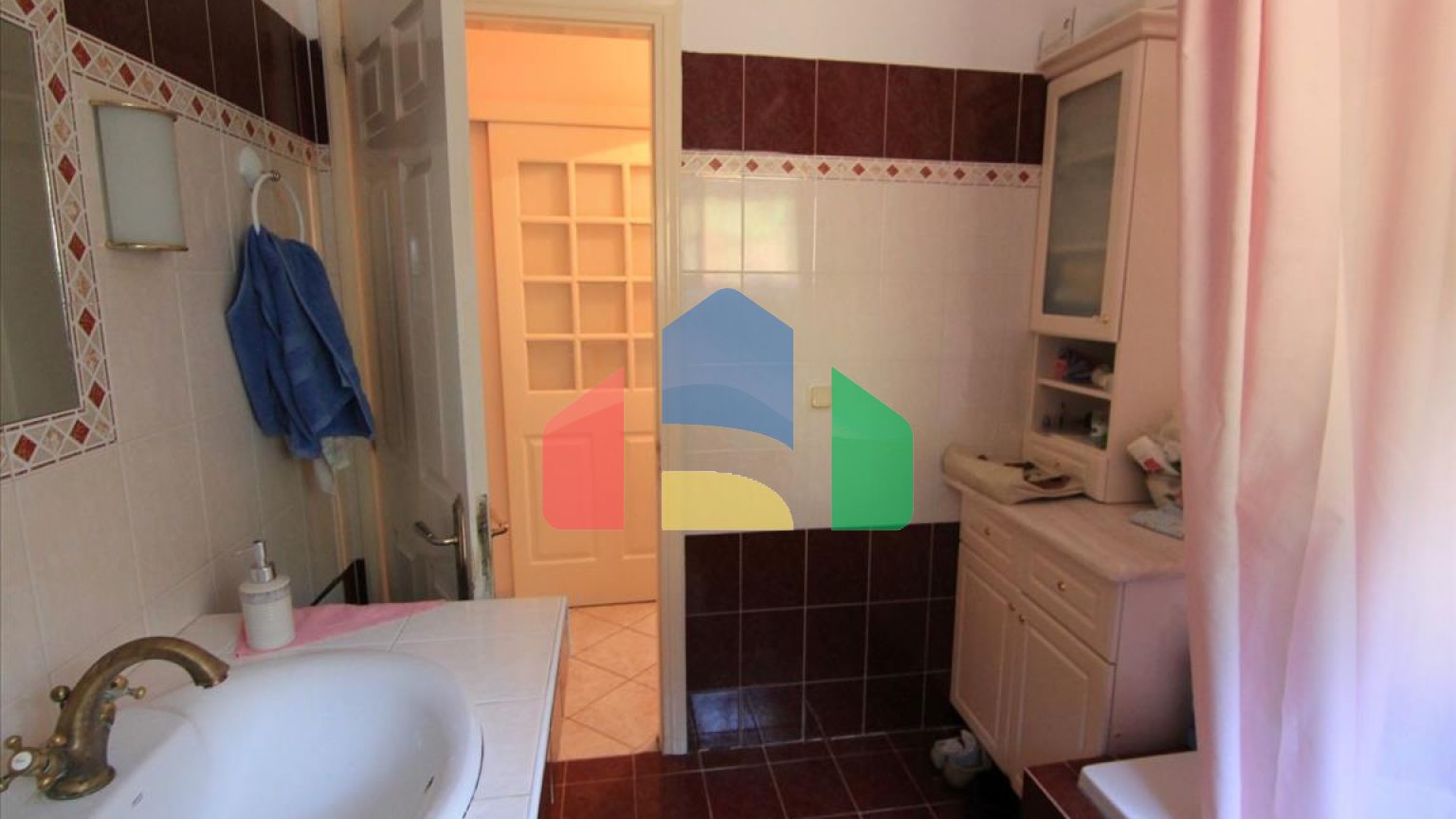 Продаж - Котедж 380 m² на о. Корфу