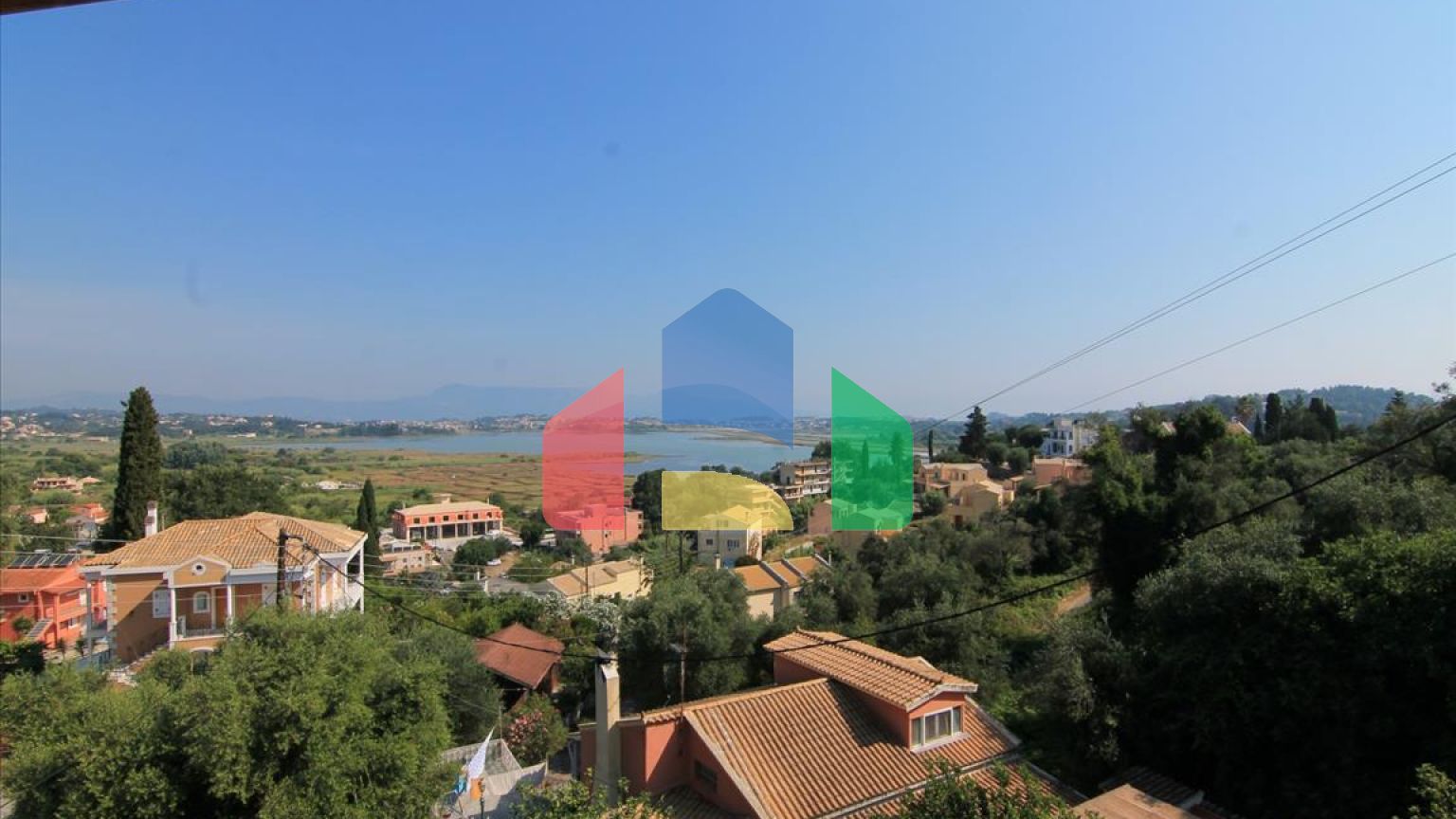 Продаж - Котедж 380 m² на о. Корфу