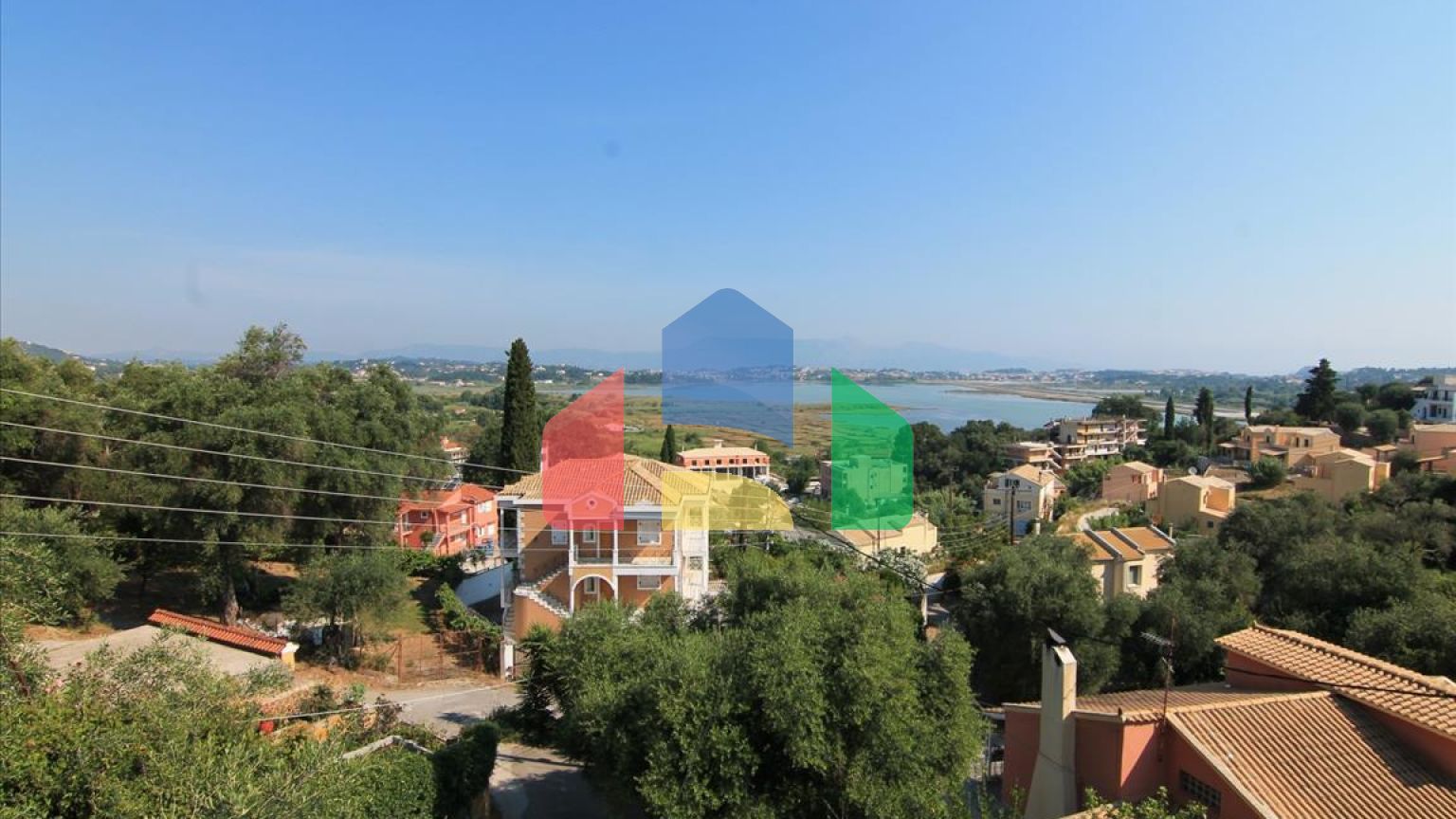 Продаж - Котедж 380 m² на о. Корфу