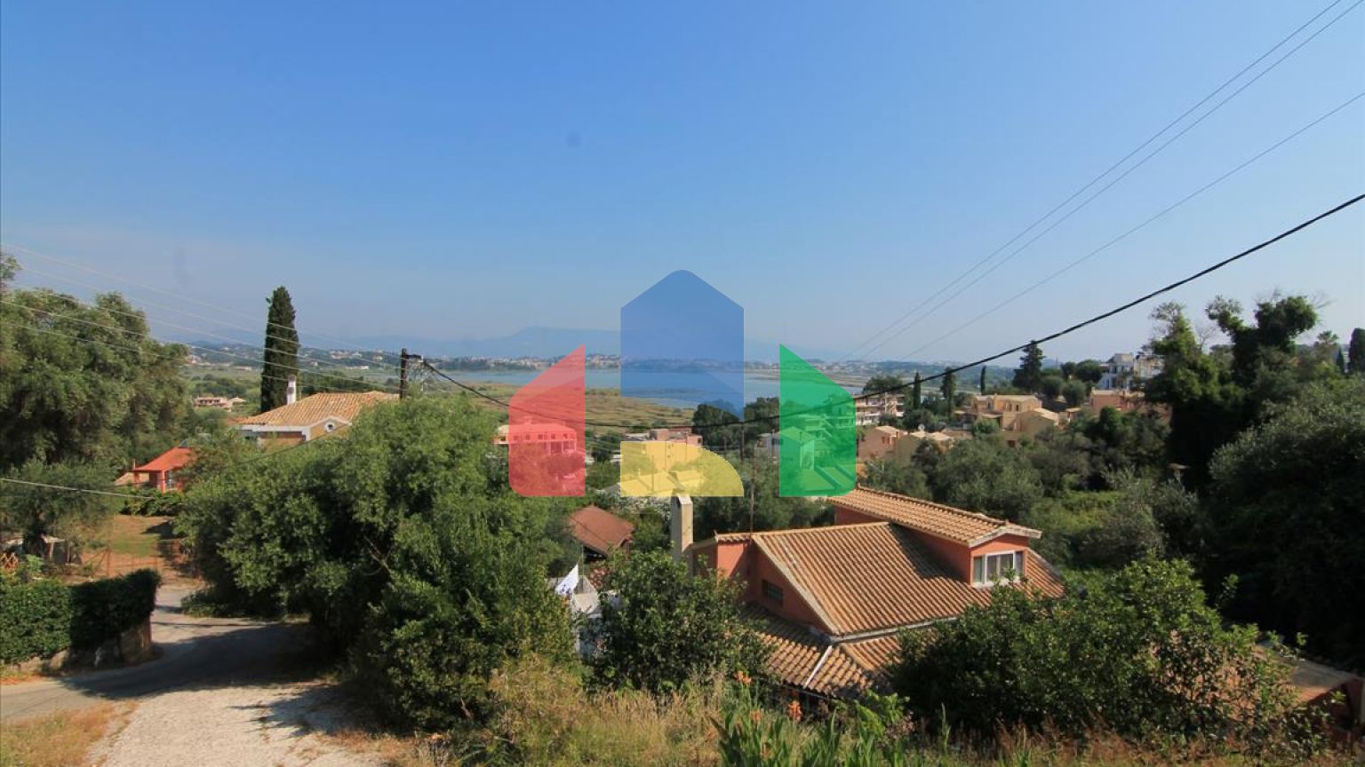 Продаж - Котедж 380 m² на о. Корфу