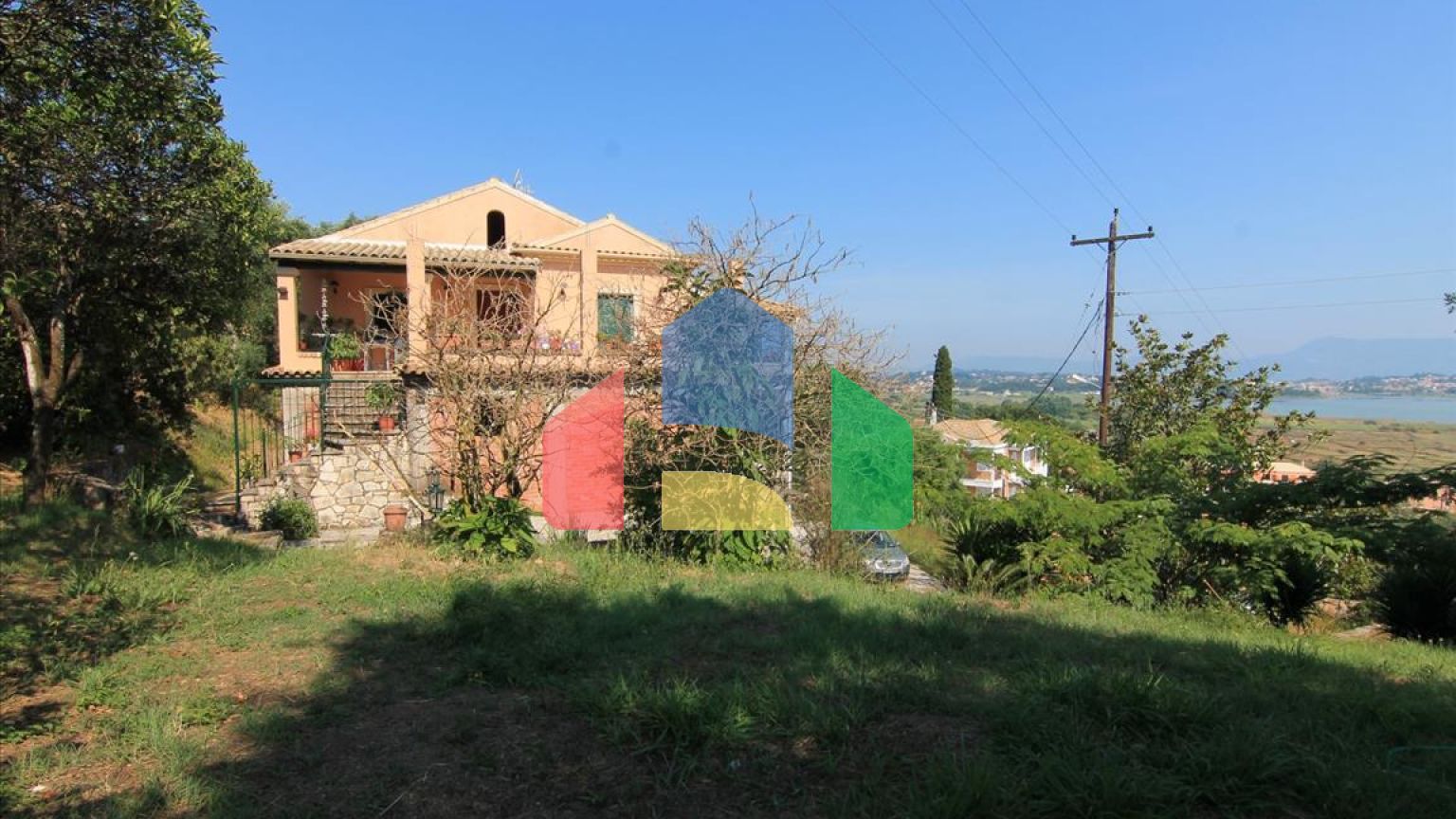 Продаж - Котедж 380 m² на о. Корфу