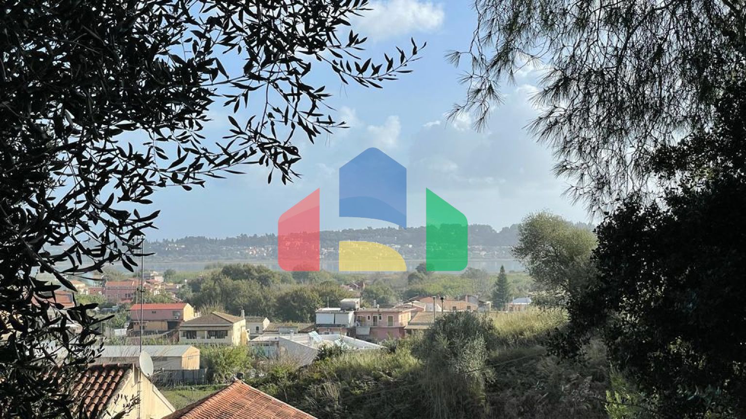 Продажа - Земельный участок 8500 m² на о. Корфу