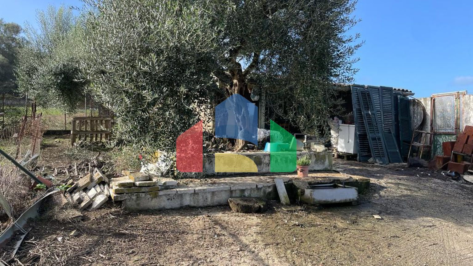 Продажа - Земельный участок 8500 m² на о. Корфу