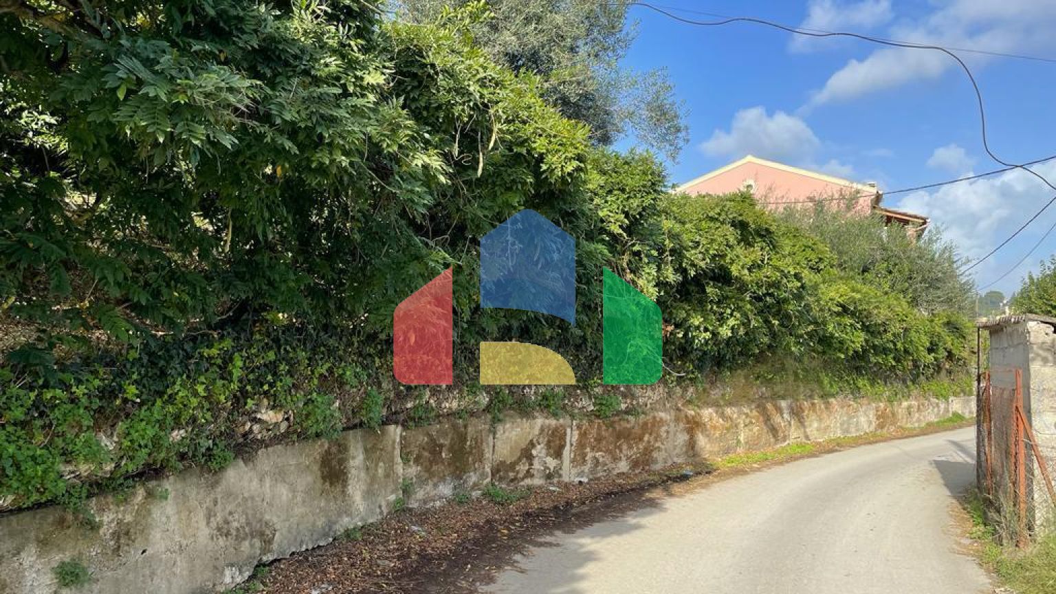 Продажа - Земельный участок 8500 m² на о. Корфу