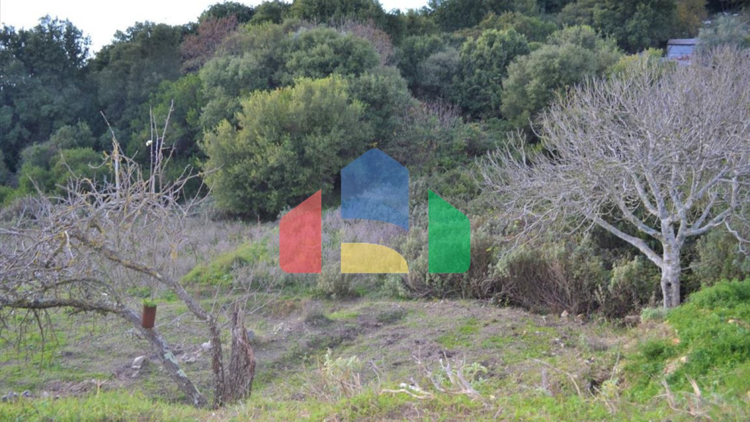 Продажа - Земельный участок 1670 m² на о. Корфу