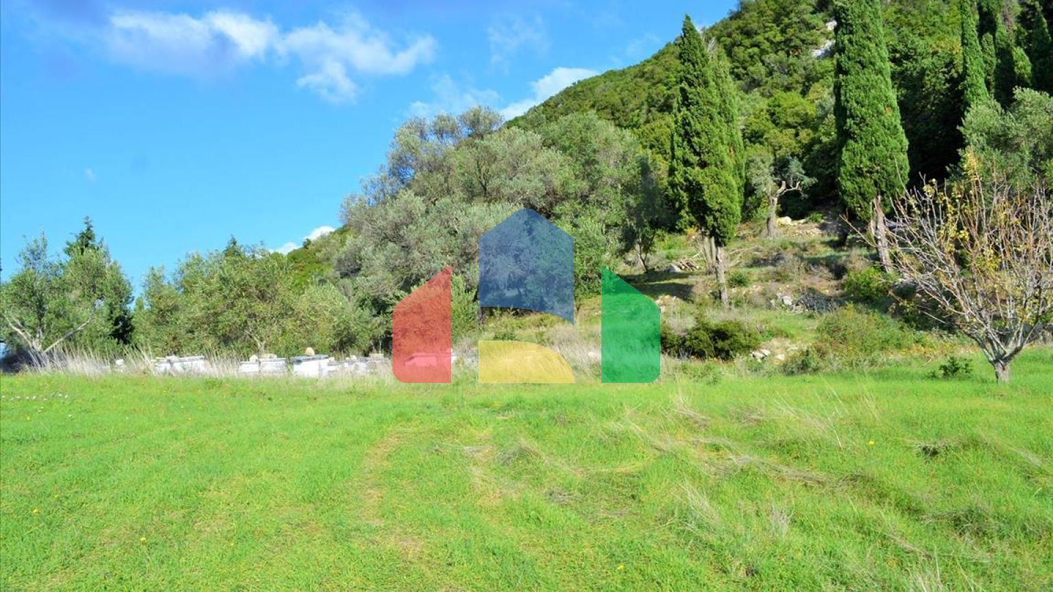 Продажа - Земельный участок 15000 m² на о. Корфу