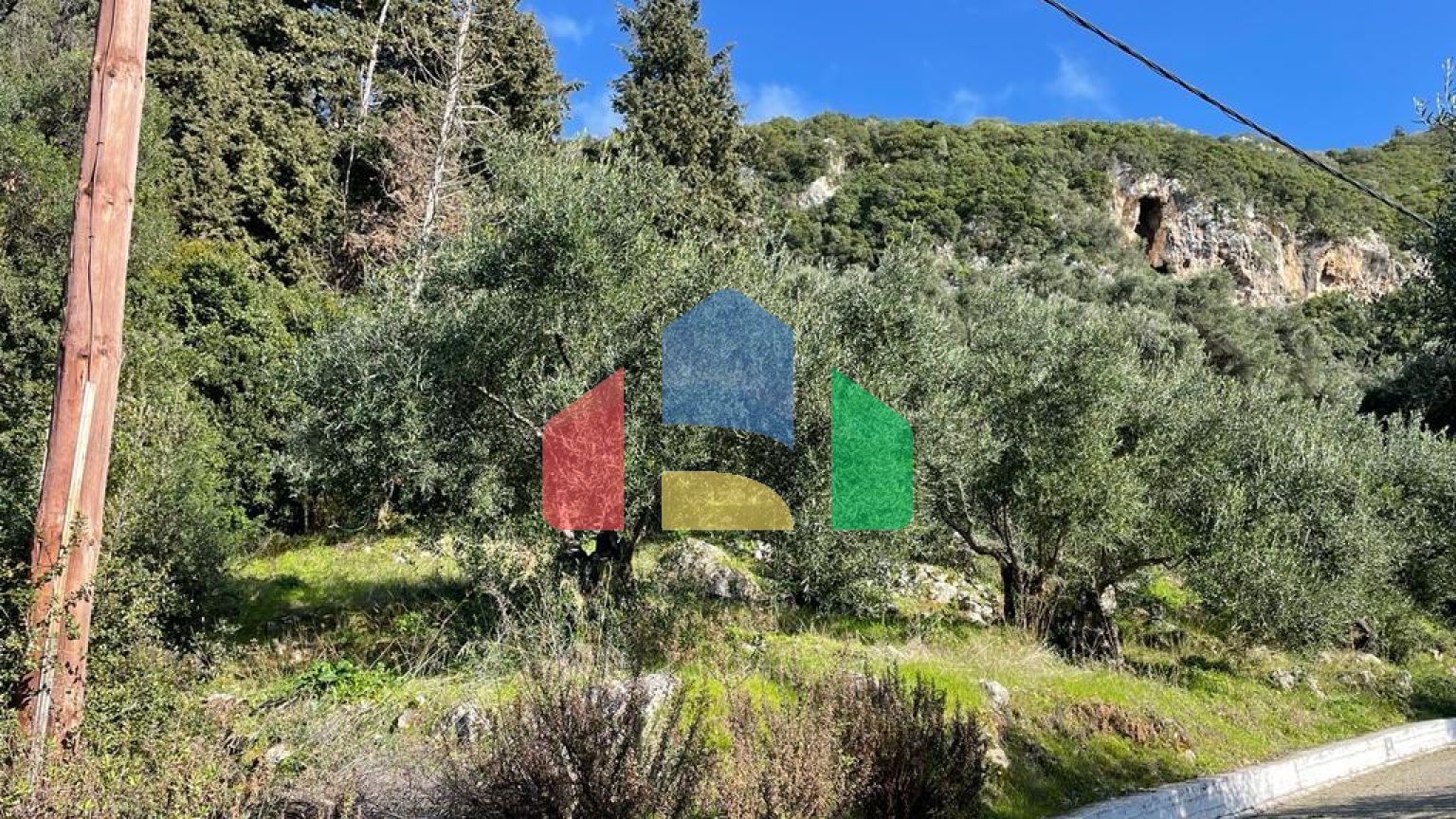 Продажа - Земельный участок 4000 m² на о. Корфу