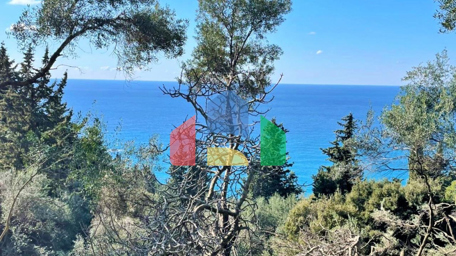 Продажа - Земельный участок 4000 m² на о. Корфу