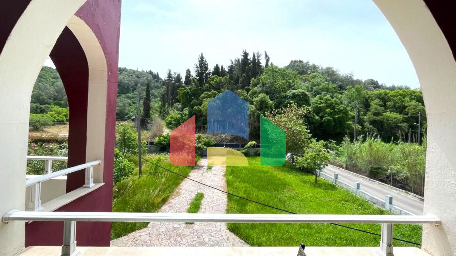 Продажа - Гостиница 1226 m² на о. Корфу