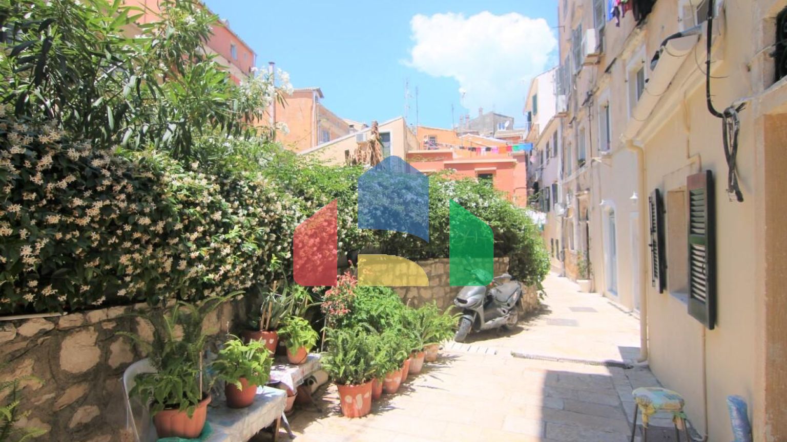 Продаж - Квартира 59 m² на о. Корфу